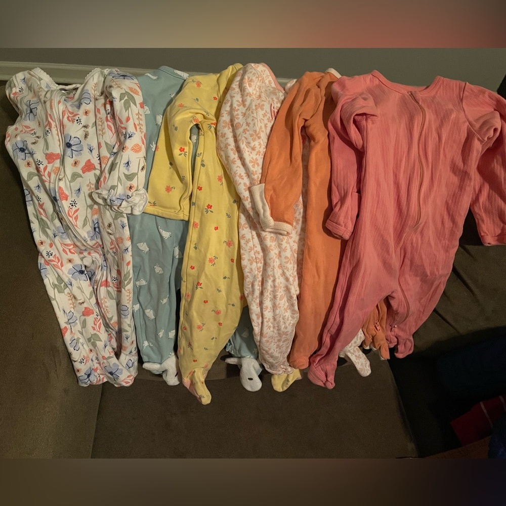 3-6m girl Carter sleepers